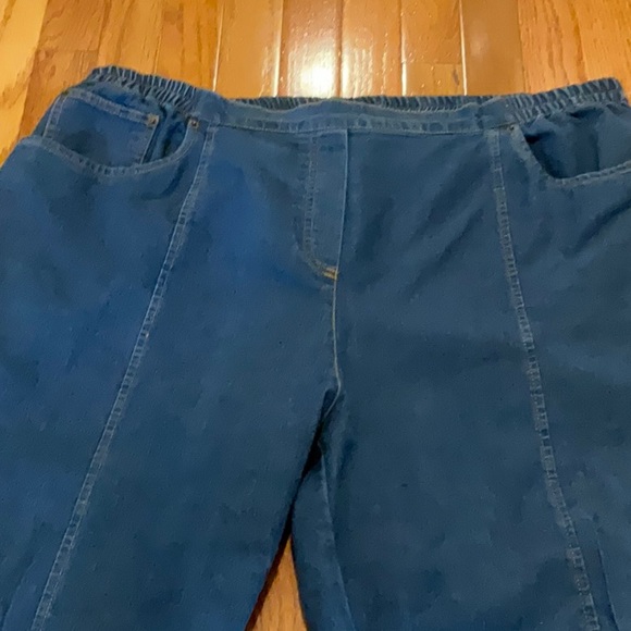 C.D.Daniels~Wide Leg Cropped\Capris 💙 - Picture 4 of 10